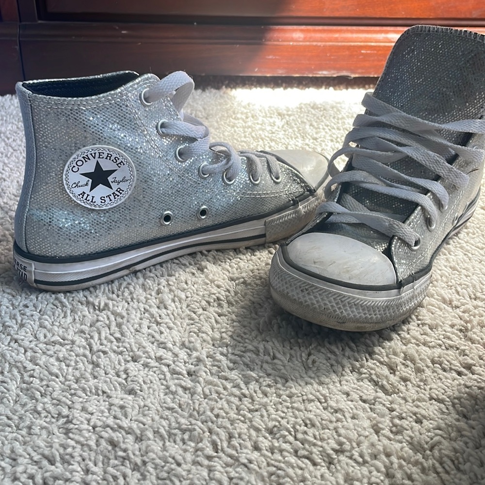 Girls Silver sequined converse